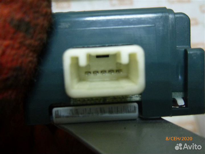 Блок управления центральным замком Toyota Camry