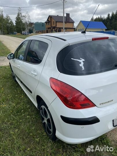 Peugeot 308 1.6 AT, 2010, 154 861 км
