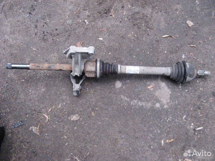 Приводной вал правый Citroen C4