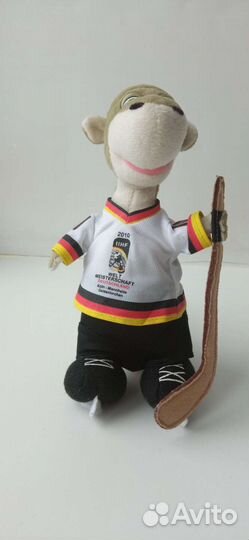 Талисман чм по хоккею 2010 Дино Урмел