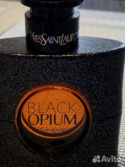 Духи женские YveSantLaurent Black opium
