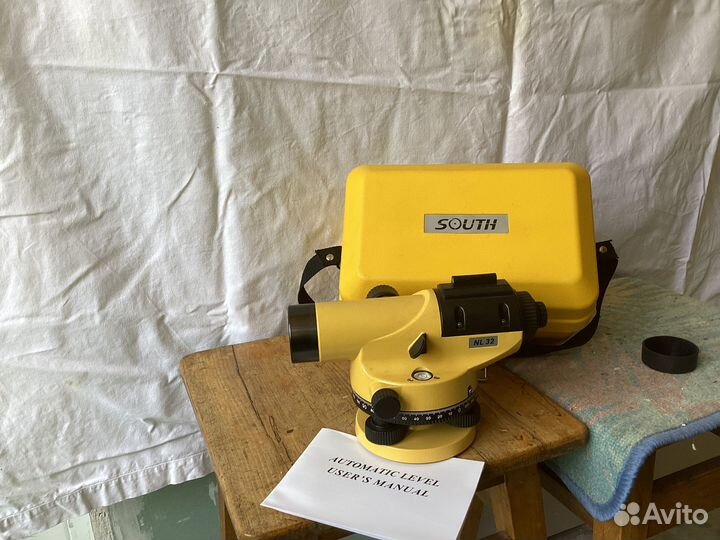 Невелир south NL32