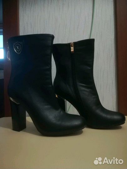 Ботинки весенние