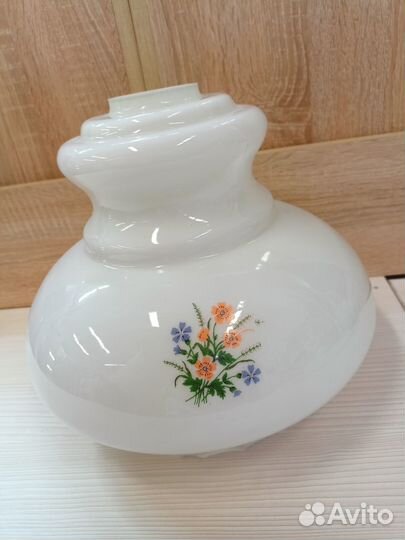 Плафоны разные, много
