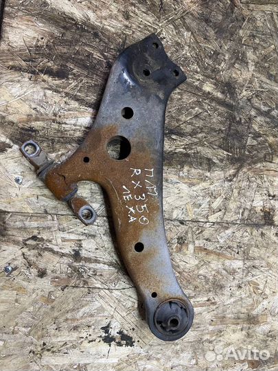 Рычаг передний правый Lexus rx3 09-15 al10