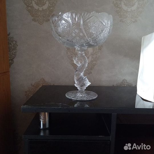 Хрустальная ваза