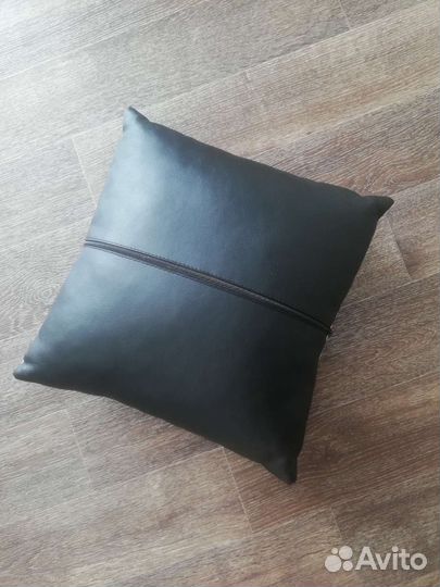 Подушка декоративная автомобильная