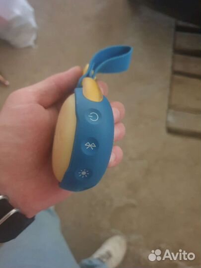 Портативная колонка bluetooth JBL