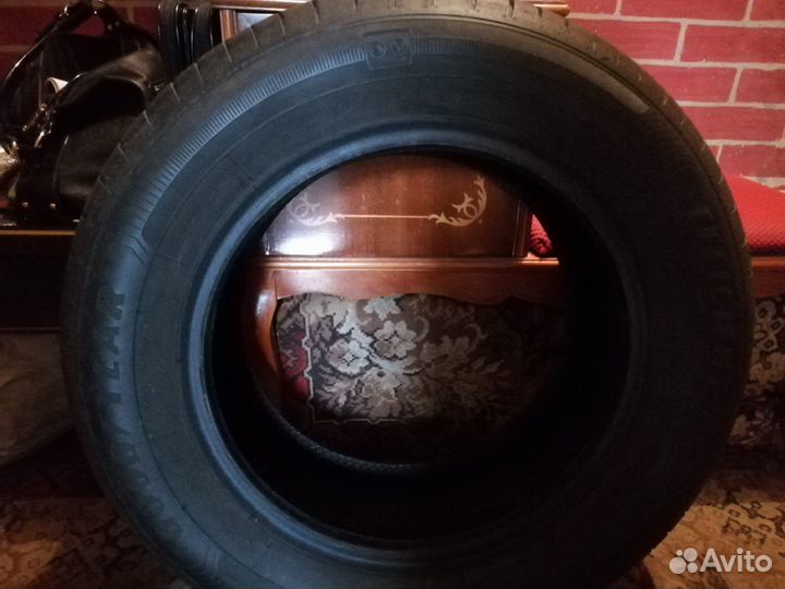 Goodyear EfficientGrip Performance 215/65 R16 98H