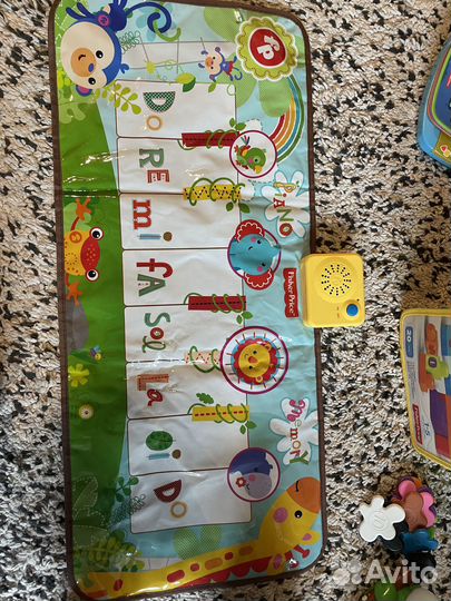 Развивающие игрушки fisher price в ассортименте