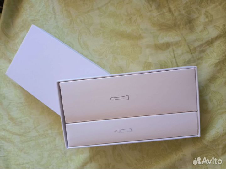 Электрическая Зубная щетка