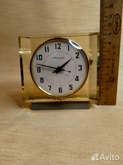 Настольные часы Молния