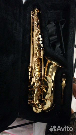 Саксофон-альт 