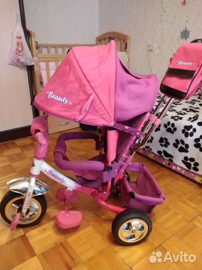 Велосипед трёхколёсный детский с ручкой