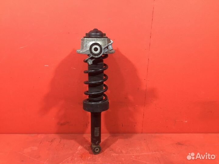 Стойка подвески задняя левая Volkswagen Touareg 2