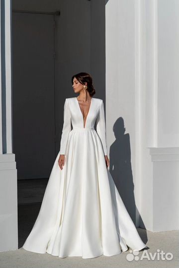 Свадебное платье 44 размер с фатой