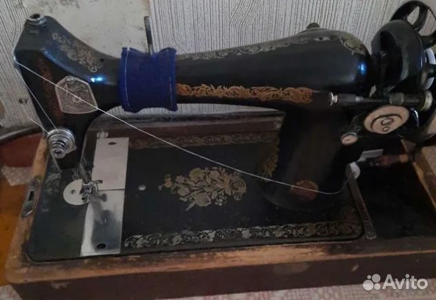 Машинка швейная 'Подольск' ручная