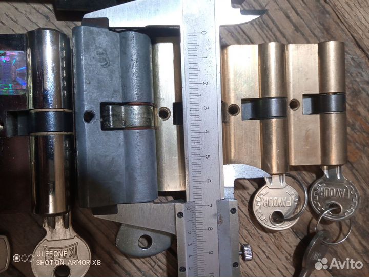 Личинка замок ключи врезной