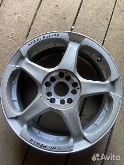 Диски R16 с несколькми вариантами разболтовки