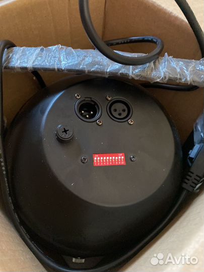 Светодиодный прожектор LED PAR64