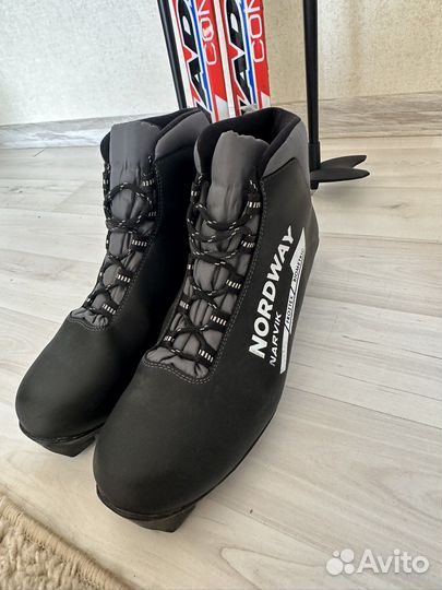 Беговые лыжи комплект