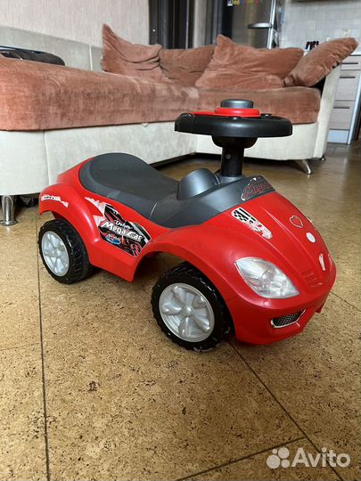Детская машинка толокар
