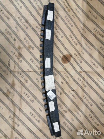 Абсорбер бампера задний Volkswagen Touareg 1