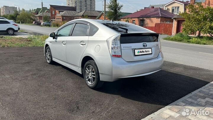 Toyota Prius 1.8 CVT, 2011, 208 000 км