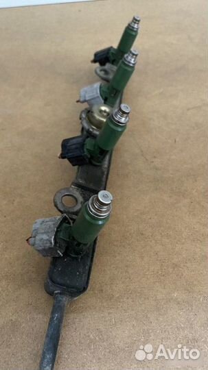 Форсунка Toyota Avensis T250 1ZZ