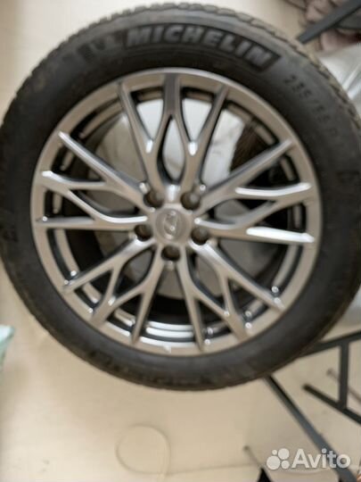 Michelin Pilot Alpin 5 SUV 235/55 R19