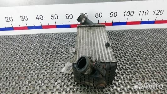 Радиатор интеркуллера KIA CEE'D 2 (JD) (6SV05KC01)