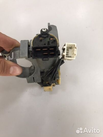 Замок зажигания на Mitsubishi Dion