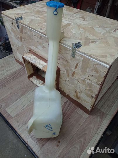 Бачок омывателя honda cr v 1