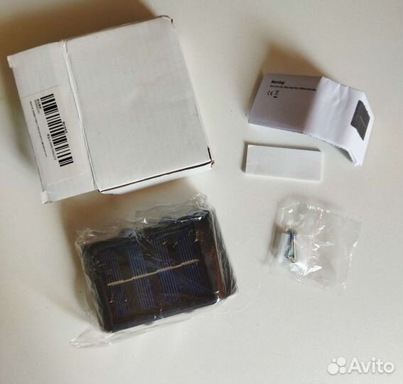 Уличный светильник на солнечных батареях