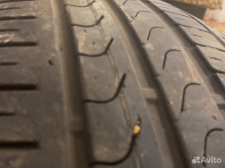 Pirelli Cinturato P7 235/55 R17 99Y