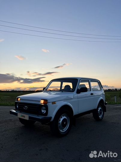 LADA 4x4 (Нива) 1.7 МТ, 2011, 199 000 км