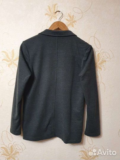 Пиджак трикотажный