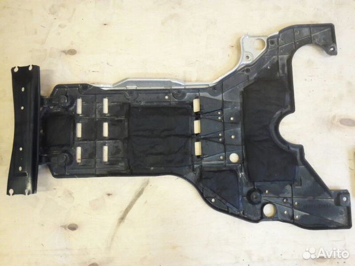 Защита днища кузова Toyota Crown AWS210 2arfse