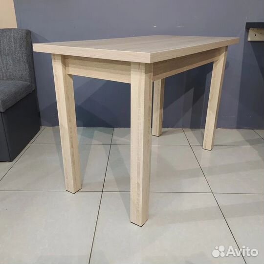 Кухонный стол