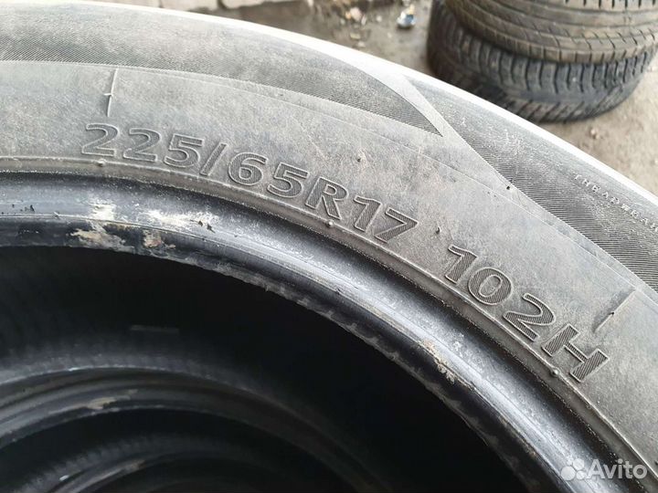 Kumho Sense KR26 225/65 R17