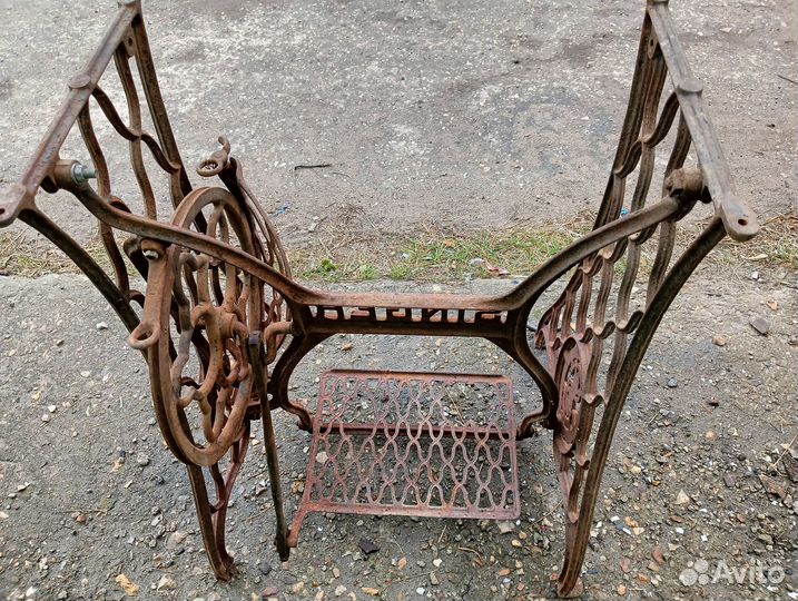 Станина зингер