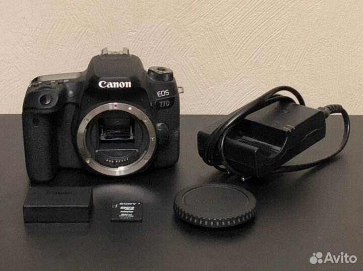 Фотоаппарат Canon EOS 77D body