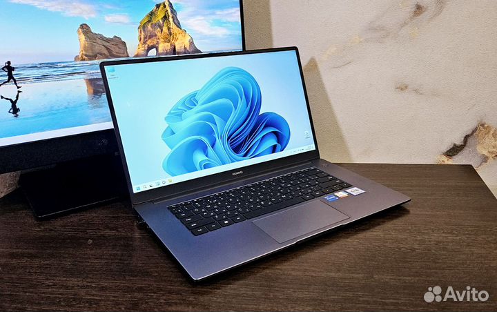 Huawei/Core i5-1155g7/ips/ssd