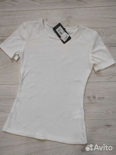 Новый комплект (сарафан+футболка) размер 44