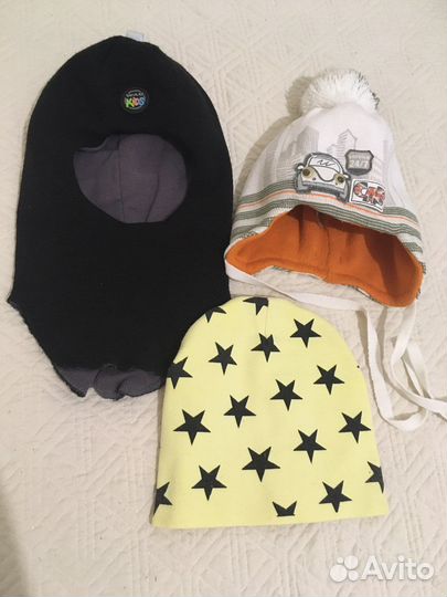 Шапки демисезонные комплектом, р. 46