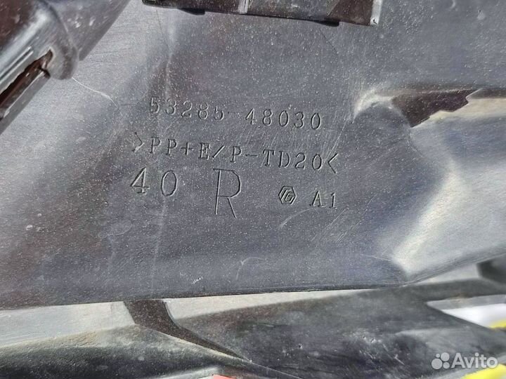 Заглушка переднего бампера Lexus RX200 RX350 2015