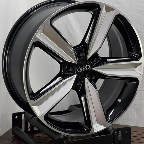 Литые диски Audi 8×R18 5×112
