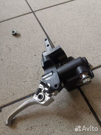 Тормозная машинка Yamaha fx nytro rtx