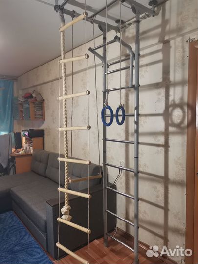 Детская спортивная шведская стенка