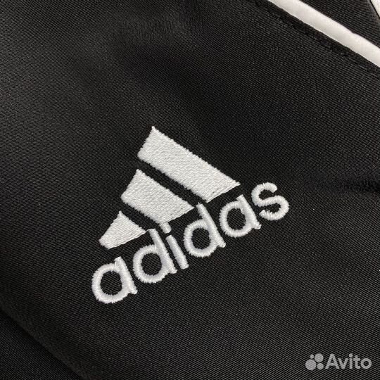 Спортивные штаны adidas